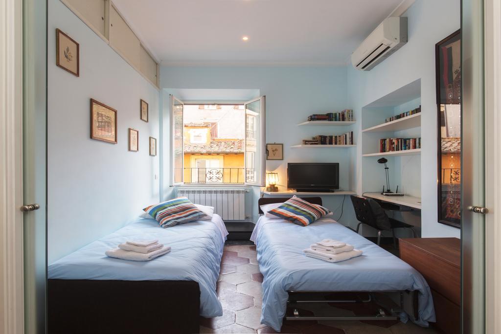 Holidays Banchi Vecchi Apartment Roma Ngoại thất bức ảnh
